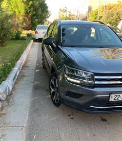 فولكسفاغن تاوس